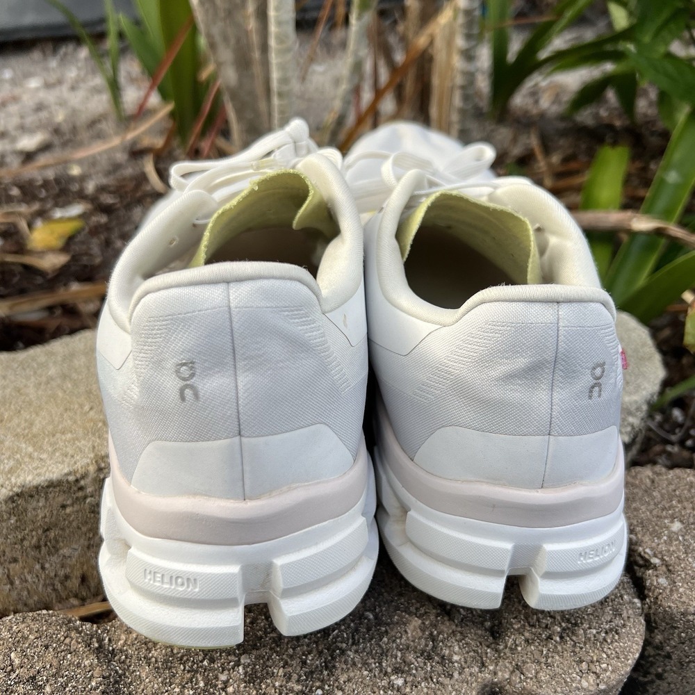 On Running Cloudflow 4 Women's White/ Sand Trainers Shoes 3WD30110248 Size 9 - Picture 5 of 10